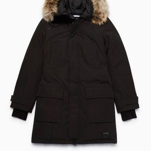 Aritzia Bancroft Parka Medium